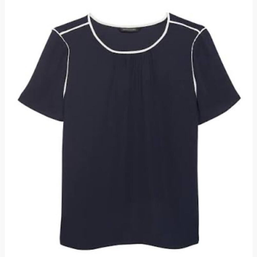 Banana Republic Women’s Medium Piped Crewneck Blouse New NWT in Navy